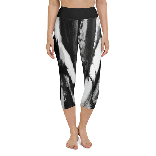 Smoke Yoga Capri Leggings